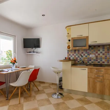La Bodega Apartments Trogir Exterior photo